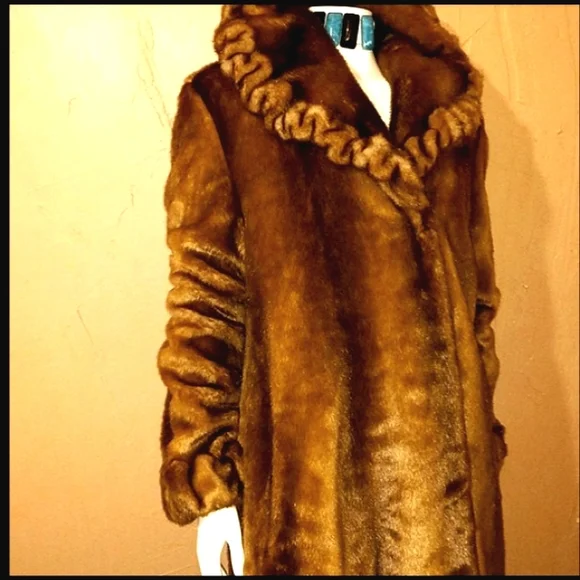 Jones new york hot sale faux fur coat